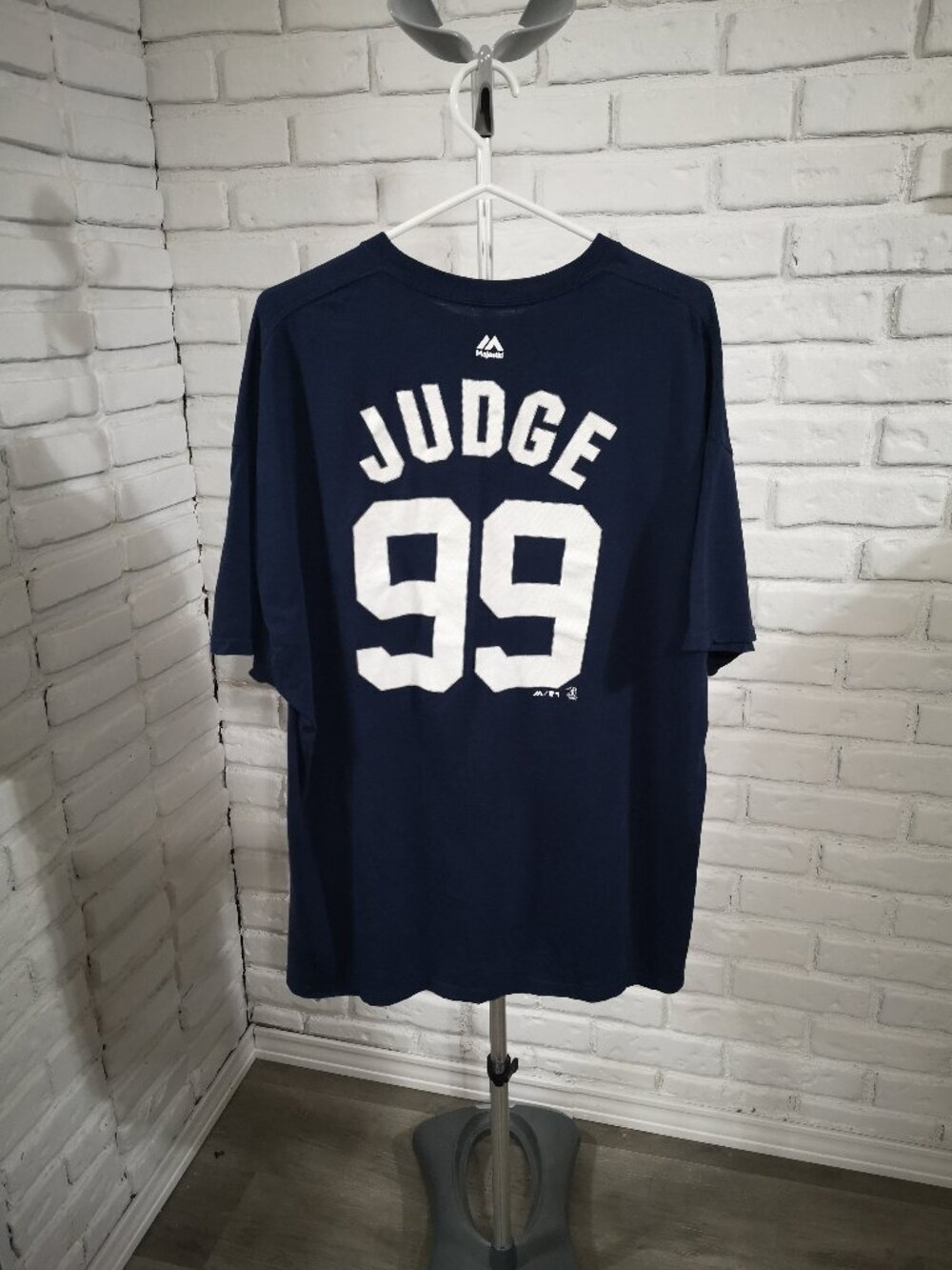 Majestic NY Yankees Men's Size 2XL Navy with White #99 Judge on Back T-shirt